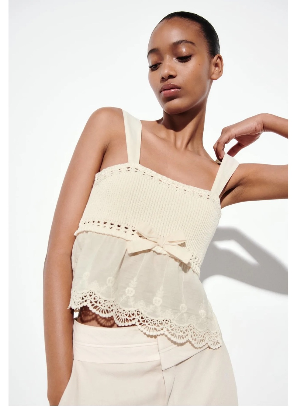 ZARA Contrasting Knit Bow Top